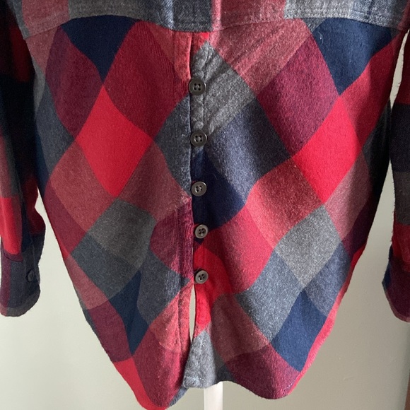 Lucky Brand Plaid Flannel with Button Details EUC Size S - Picture 5 of 6